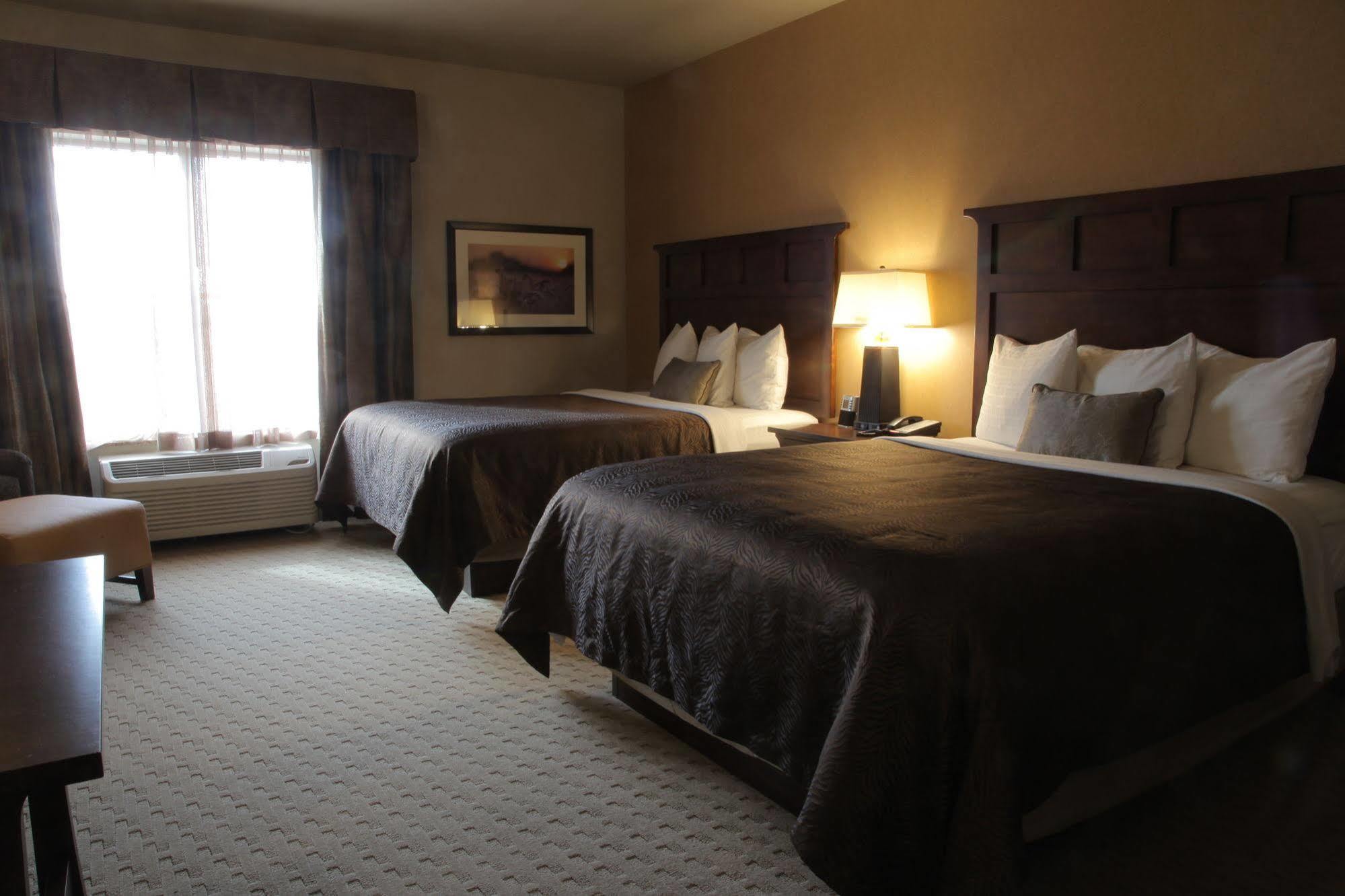 Teddy'S Residential Suites Watford City エクステリア 写真