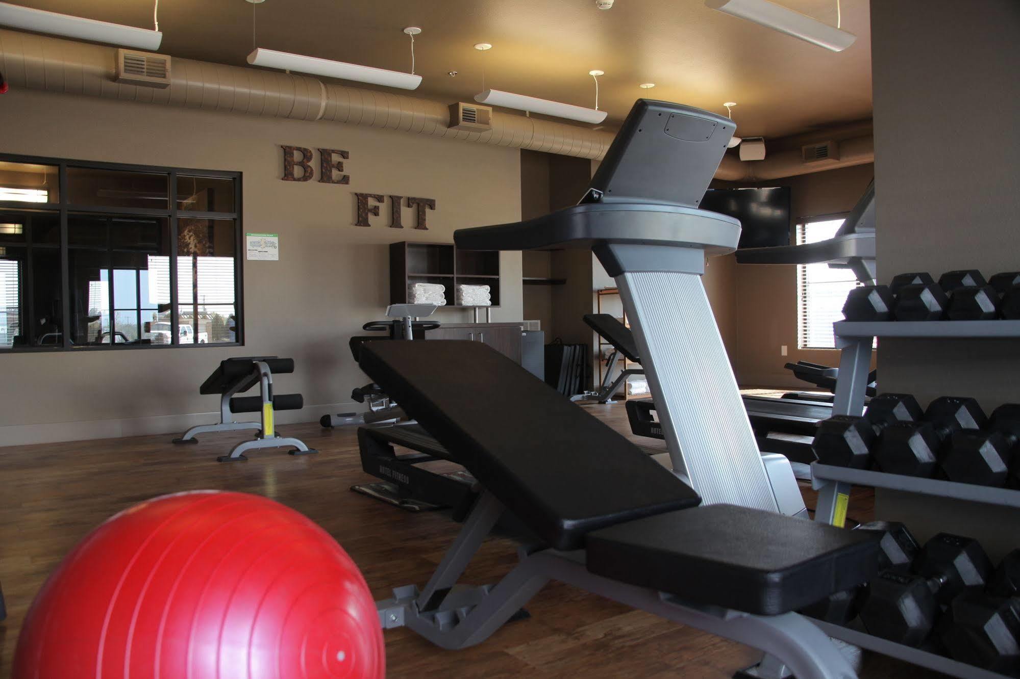 Teddy'S Residential Suites Watford City エクステリア 写真