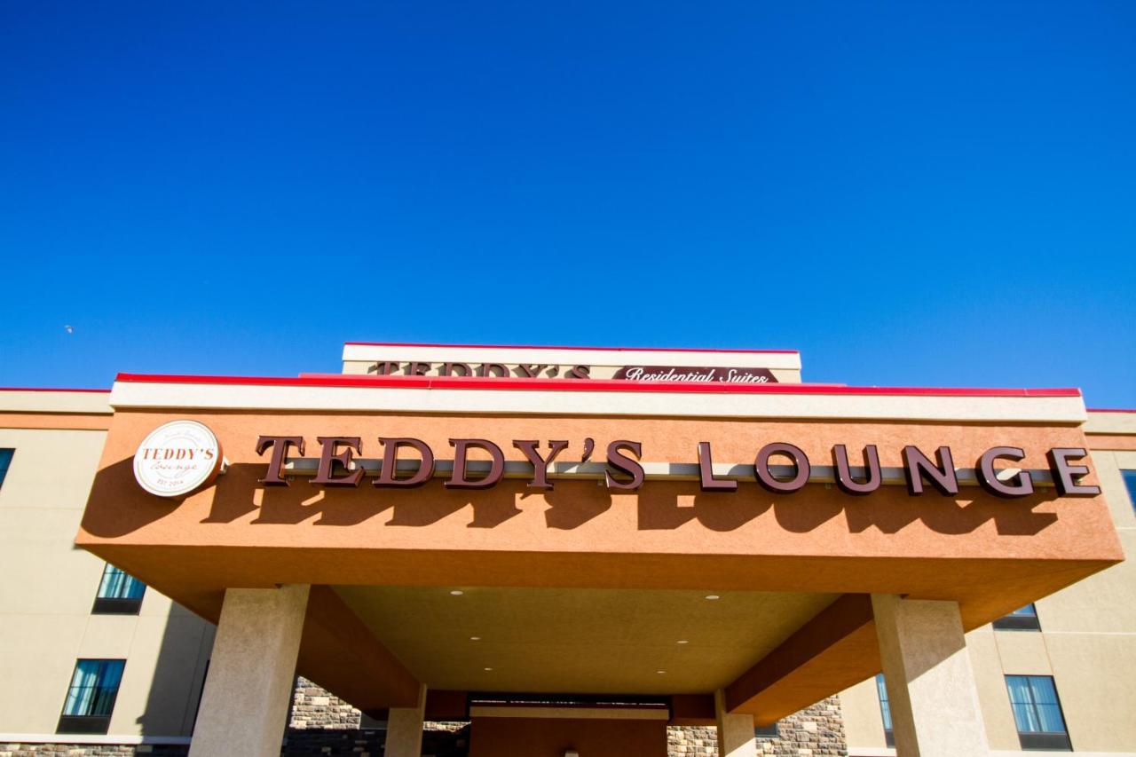 Teddy'S Residential Suites Watford City エクステリア 写真